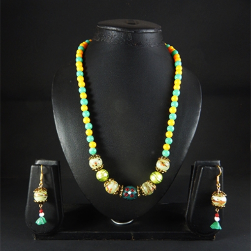 Glass Beads Necklace