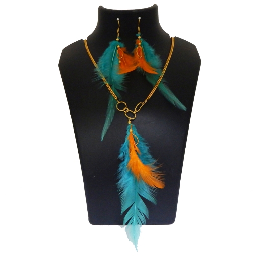 Metal Chain & fancy Feathers Necklace