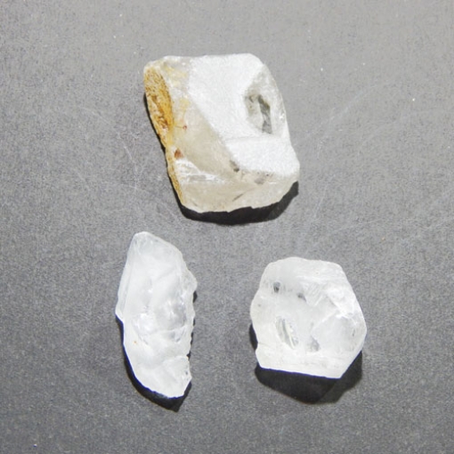 Crystal Quartz Stone for Mental Clarity, Emotional Stability and Amplifying Energy.