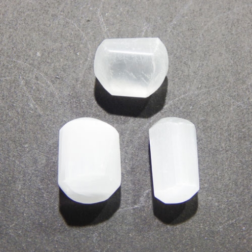 Selenite Stone Tumble for Peace, Clarity and Calmness.