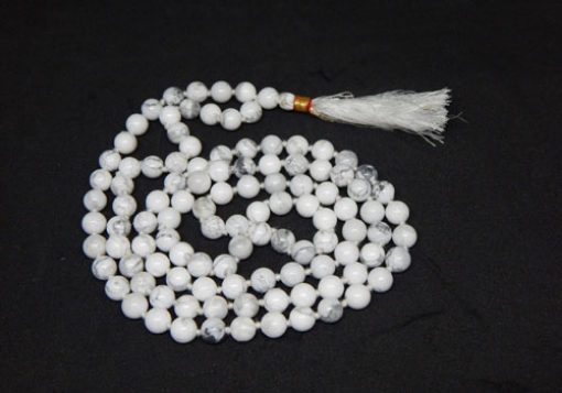 Picture of Howlith Mala: 108+1 Perlen geknotete Mala